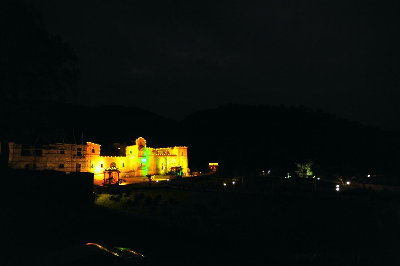 Hotel Ram Bihari Palace Alwar Exteriér fotografie